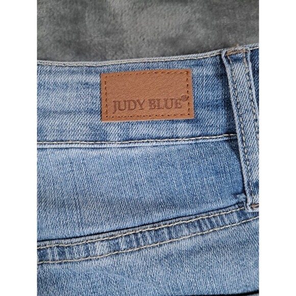 Judy Blue 16w Light Distressed Button Fly Skinny Fit - Picture 10 of 10